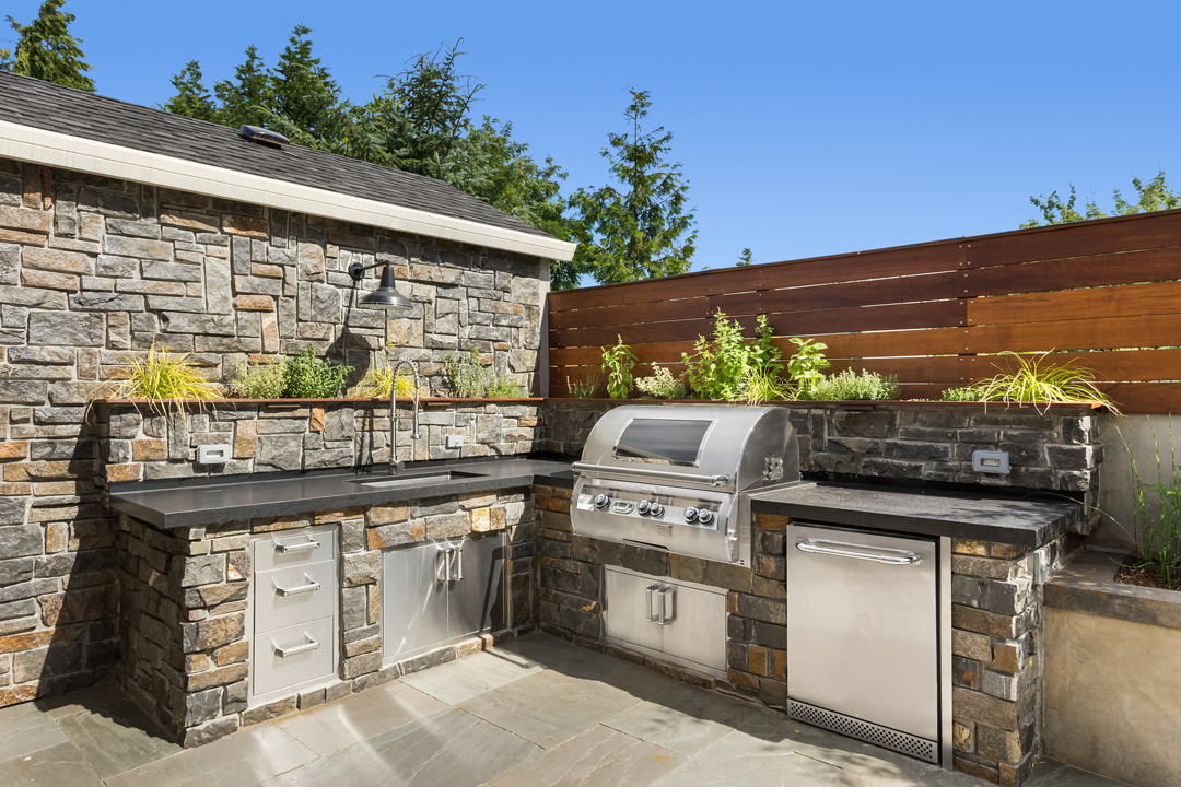 custom outdoor stone kitchen - rock for outdoor kitchen - DeezRocks - Premium Stone Supplier in Washington and Idaho