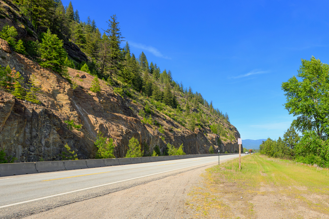 All Natural landscape material and custom premium rock in clark fork, ID and cle elum, WA - DeezRocks