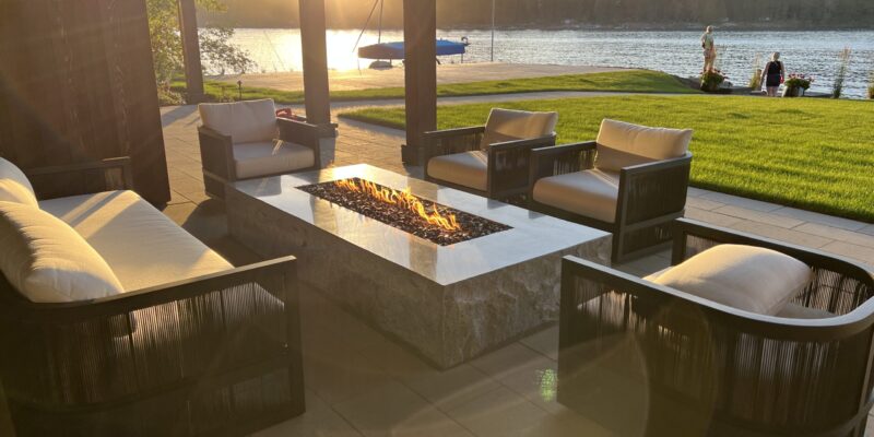 Stone Fireplace Seating - Natural Premium Stone Fireplace Outside Living Room - Rock Yards in Cle Elum, WA and Clark Fork, ID
