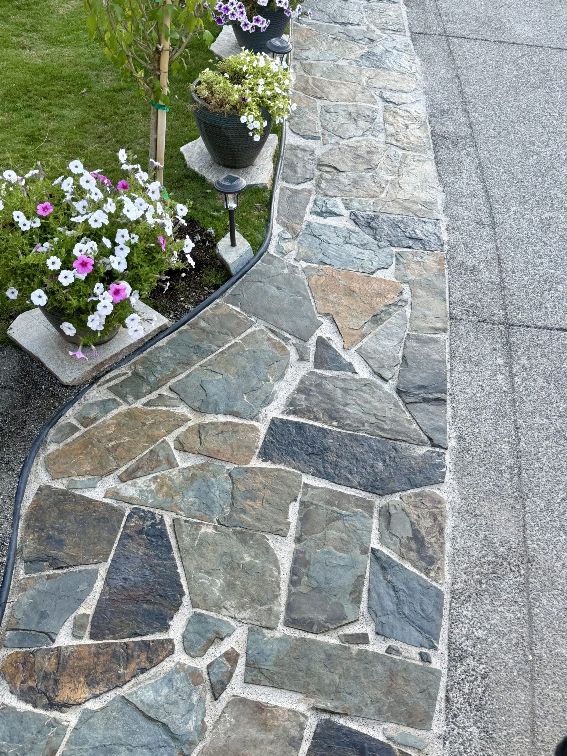 Blue-Storm-Flagstone-Cle-Elum-Washington-DeezRocks