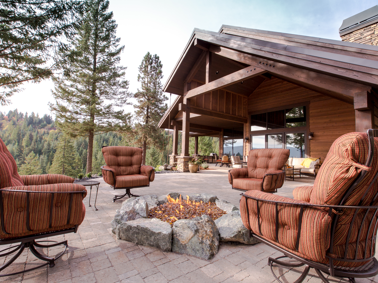 natural-stone-fire-pit-patio-seating-deezrocks-cle-elum-washington