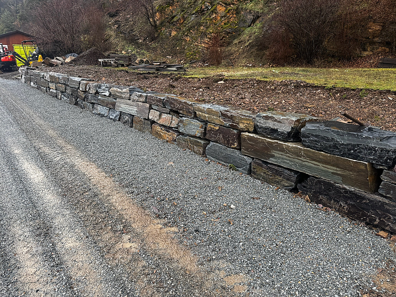 Basalt Retaining Wall - DeezRocks - Cle Elum, Washington