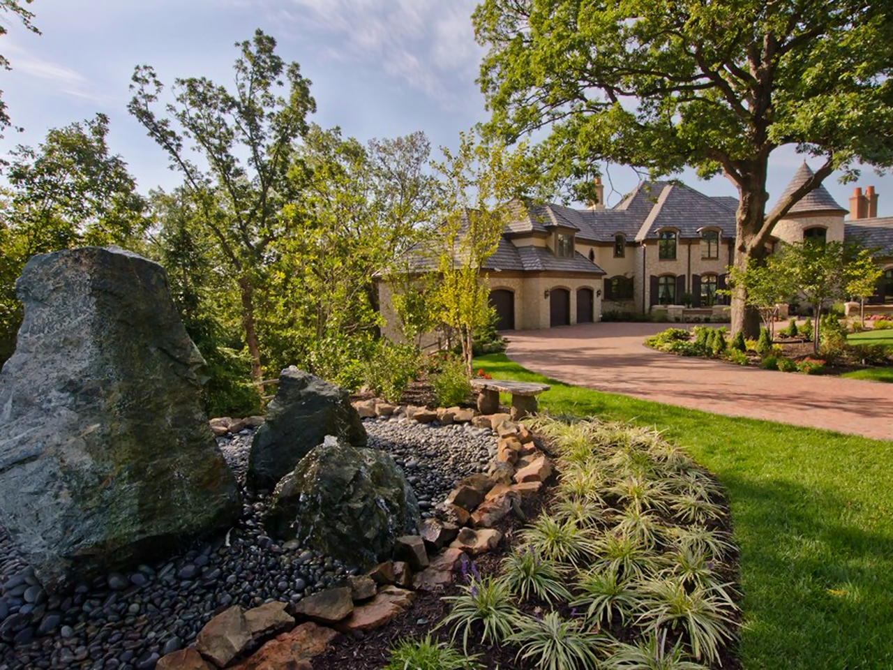 premium-stone-water-feature-landscape-design-clark-fork-idaho-deezrocks